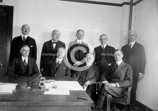 Railway Advisory Board - Standing: Hale Holden; Edward Chambers; Walker D. Hines; John Bart..., 1917 Creator: Harris & Ewing.