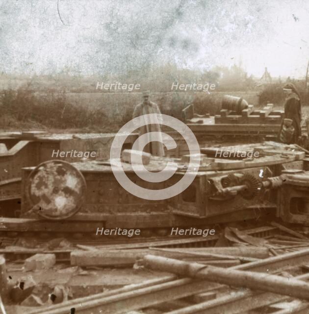 Railway mounting for Big Bertha gun, c1914-c1918. Artist: Unknown.