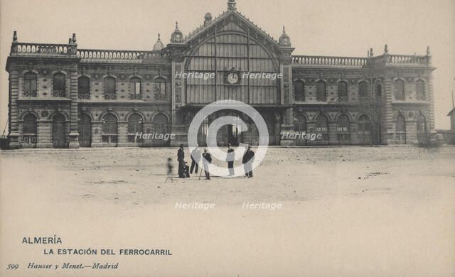 Railway station in Almeria, 1905.