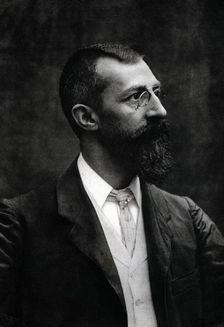 Raimundo Abadal and Calderó (Vic, 1862-Rupià, Baix Empordà, 1945), legal doctor, Senator for Barc…