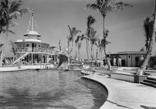Raleigh Hotel, Collins Ave., Miami Beach, Florida, 1941. Creator: Gottscho-Schleisner, Inc