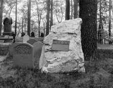 Ralph Waldo Emerson's grave, Sleepy Hollow, Concord, Mass., between 1900 and 1920. Creator: Unknown