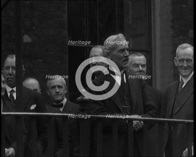 Ramsay MacDonald's Labour Government Gathering on a Balcony, 1929. Creator: British Pathe Ltd.