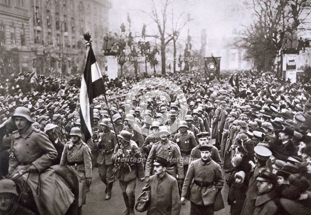 Return of the Guard from the War, Germany, December 1918. Creator: Unknown.