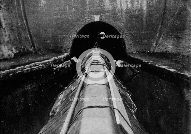 Ready to start 'legging' a canal boat, London, c1890 (1903). Artist: Unknown.
