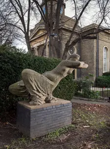 Reclining Woman sculpture by Karel Vogel, Great West Road, Hammersmith, London, 2016. Artist: Chris Redgrave