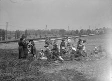 Red Cross, American - Women's National Service School; Red Cross Instructions in Care of Sick, 1916. Creator: Harris & Ewing