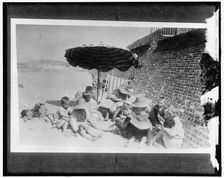 Red Cross, between 1910 and 1920. Creator: Harris & Ewing