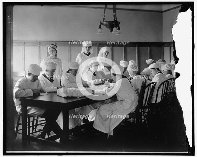 Red Cross, between 1910 and 1920. Creator: Harris & Ewing.