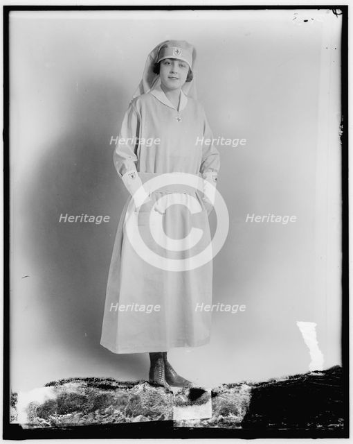 Red Cross, between 1910 and 1920. Creator: Harris & Ewing.