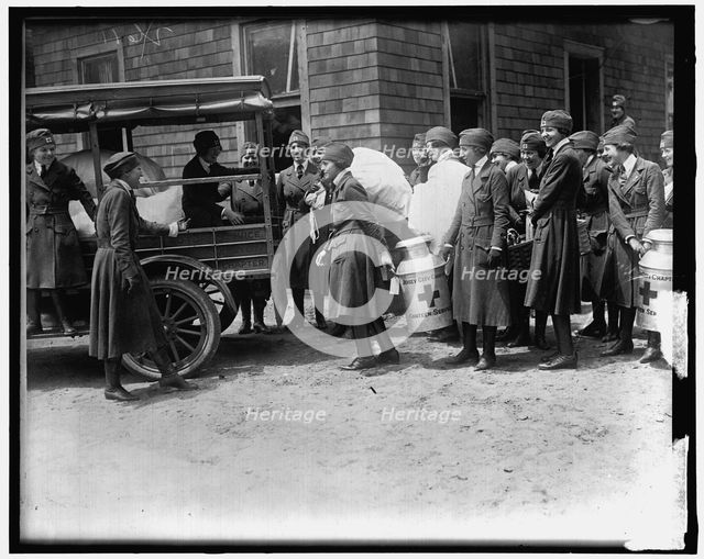 Red Cross, between 1910 and 1920. Creator: Harris & Ewing.
