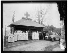 Red Cross: Canteen Station, Bristol, Va.-Tenn, between 1910 and 1920. Creator: Harris & Ewing