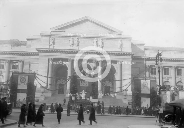 Red Cross decorations, 1918. Creator: Bain News Service.