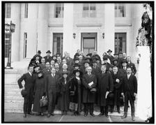 Red Cross (grp), between 1910 and 1920. Creator: Harris & Ewing