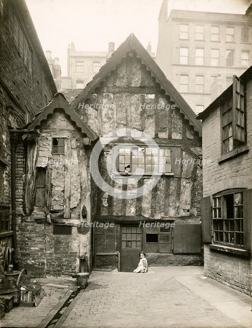 Red Lion Street area, Kirk's Yard, Nottingham, Nottinghamshire, June 1919. Creator: Unknown.