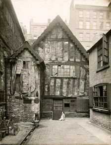 Red Lion Street area, Kirk's Yard, Nottingham, Nottinghamshire, June 1919. Creator: Unknown