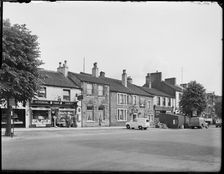 Red Lion public house, High Street, Skipton, Craven, North Yorkshire, 1957. Creator: George Bernard Mason