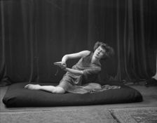 Refrani, 1918 Creator: Arnold Genthe