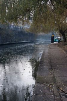 Regent's Canal, 23/12/09, 09:54:15. Creator: Ethel Davies