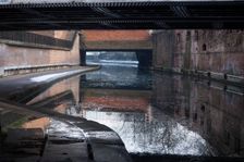 Regent's Canal, 23/12/09, 10:35:33. Creator: Ethel Davies