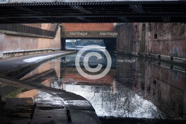 Regent's Canal, 23/12/09, 10:35:33. Creator: Ethel Davies.