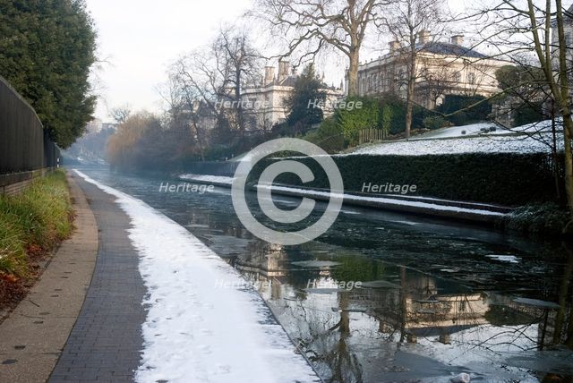 Regent's Canal, 23/12/09, 10:41:00. Creator: Ethel Davies.