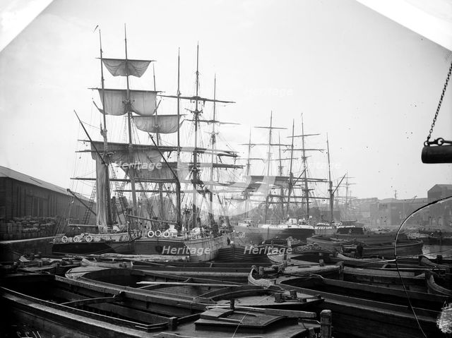 Regent's Canal Dock, London, 1905. Artist: Unknown