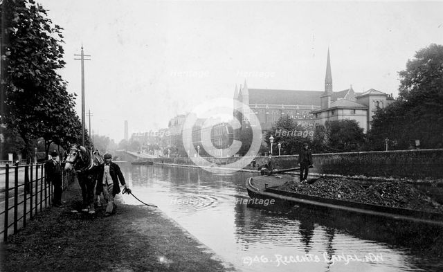 Regent's Canal, part of the Grand Union Canal, London, 1893-1905. Artist: Unknown