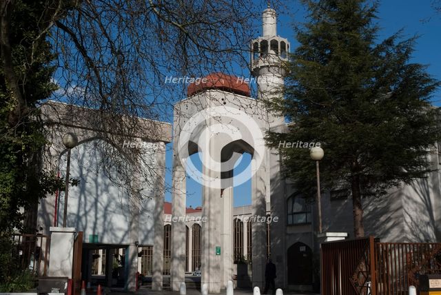 Regent's Park Mosque, 2009. Creator: Ethel Davies.
