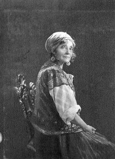 Rejane, French actress, 1905