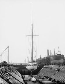Reliance in dry dock, 1903. Creator: Unknown
