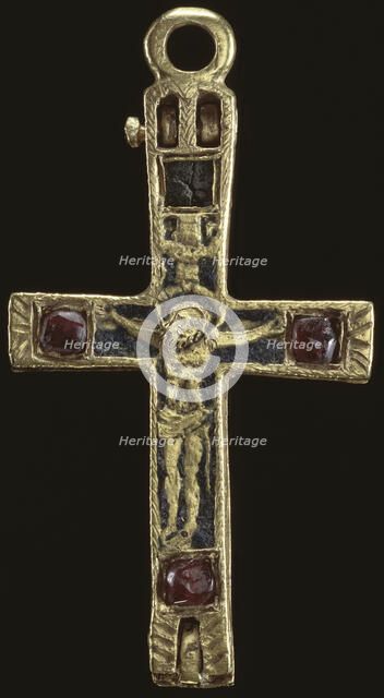 Reliquary pendant cross, medieval. Artist: Unknown