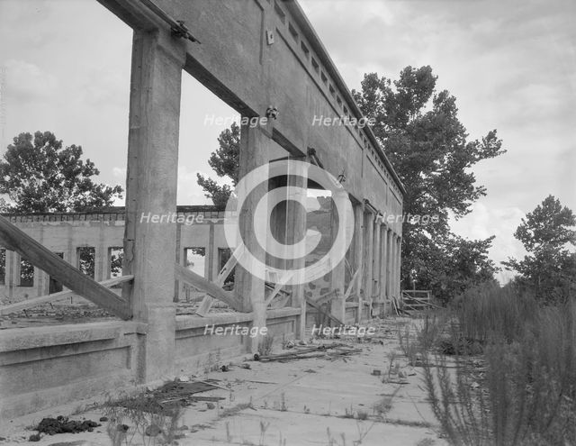 Remains of drug store at Fullerton, Louisiana, an abandoned lumber town, 1937. Creator: Dorothea Lange.