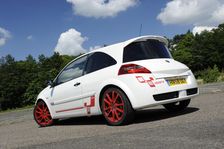 Renault Megane Sport R26R 2009. Artist: Simon Clay