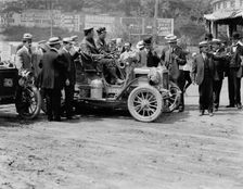 REO Mountaineer, New York to San Francisco and back, between 1900 and 1905. Creator: Unknown