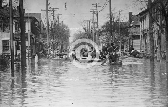 Rescue work, Dayton, 1913. Creator: Bain News Service.
