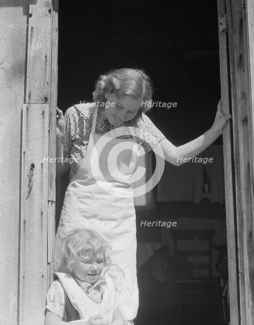Resettlement clients to be moved from Widtsoe area to farm in another county of Utah, 1936. Creator: Dorothea Lange.