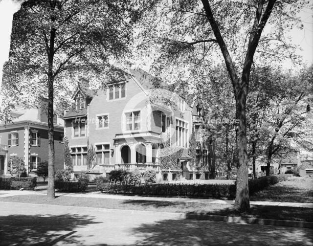 Residence of Mr. Fair, 40 Putnam Avenue, Detroit, Mich., between 1905 and 1915. Creator: Unknown.