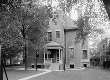 Residence of Mr. Fair, 40 Putnam Avenue, Detroit, Mich., between 1905 and 1915. Creator: Unknown