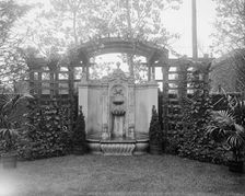 Residence of Mrs. Franklin H. Walker, fountain, Detroit, Mich., between 1905 and 1915. Creator: Unknown