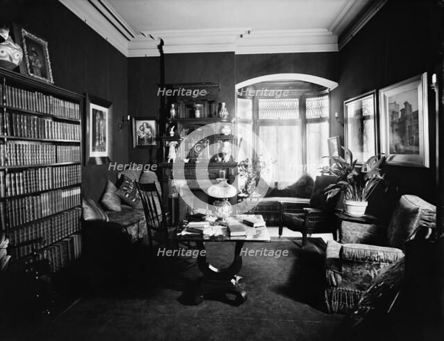 Residence of Mrs. H.C. Parke, library, Detroit, Mich., between 1900 and 1910. Creator: Unknown.