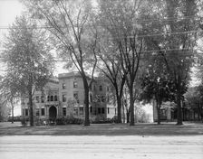 Residence of Dr. T.A. McGraw, Detroit, Mich., between 1900 and 1910. Creator: Unknown