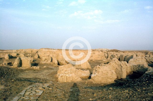 Residential area, Ur, Iraq, 1977. Creator: Vivienne Sharp.