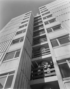 Restell Close, Greenwich, London, 22/10/1966. Creator: John Laing plc