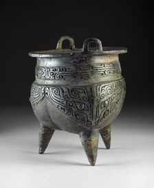 Ritual food vessel, or li ding, with taotie masks, Shang Dynasty, Erligang Period (c1500-c1300 BC)