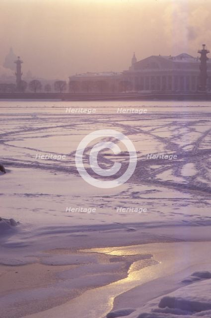 River Neva, towards Yassilievsky Island, Leningrad, 20th century. Artist: CM Dixon.