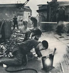 Rivetting 1941. Artist: Cecil Beaton
