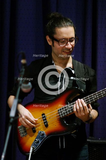 Ricardo Rodriguez, Watermill Jazz Club, Dorking, Surrey, Jan 2016. Artist: Brian O'Connor.