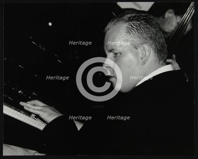 Richard Busiackiewicz and Leon Clayton at The Fairway, Welwyn Garden City, Hertrordshire, 2000. Artist: Denis Williams