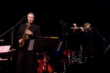 Richard Exall with Amy Roberts, The Under Ground, Eastbourne, East Sussex, Dec 2015. Artist: Brian O'Connor